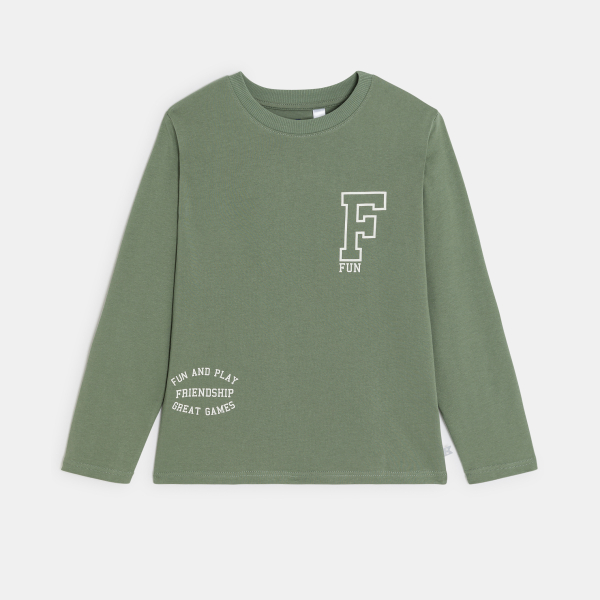 تي شيرت كم طويل أخضر بطبعة رسالة للأولاد.